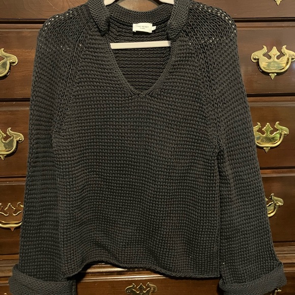 The Reset - R Label- The Breezy Size small - Picture 9 of 9